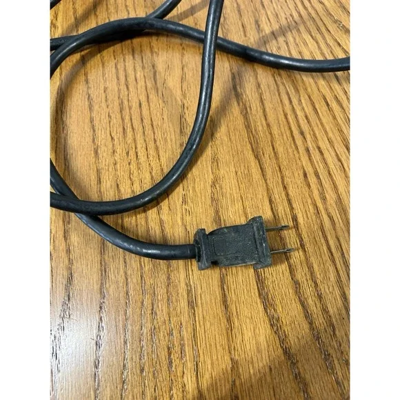 Skil 6225 3/8" Drill Variable Speed Reversing 1/3 HP Corded Electric Power Tool - Picture 4 of 5